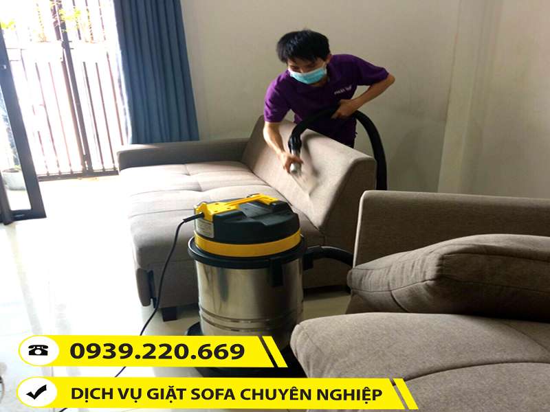 Clean Up cam kết cung cấp dịch vụ giặt ghế sofa chuyên nghiệp