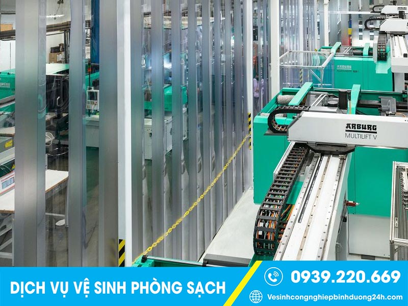 Clean Up cẩn thận, thực hiện vệ sinh từng hạng mục phòng sạch