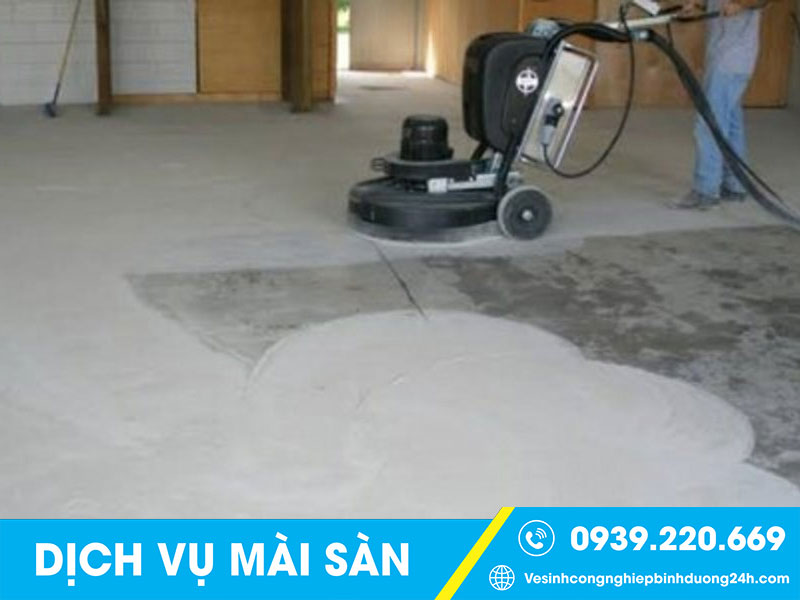 Clean Up sử dụng máy móc hiện đại mài sàn