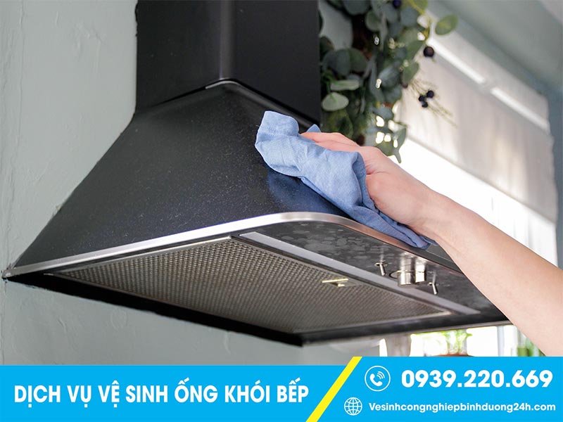 Dịch vụ vệ sinh ống khói bếp nhà hàng tại Bình Tân