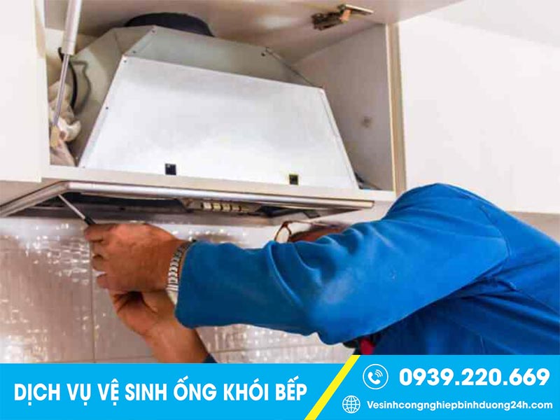Vệ sinh ống khói bếp giá rẻ tại Hóc Môn