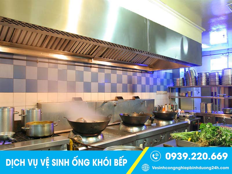 Vệ sinh ống khói bếp nhà hàng, quán ăn từ 6 tháng/ lần