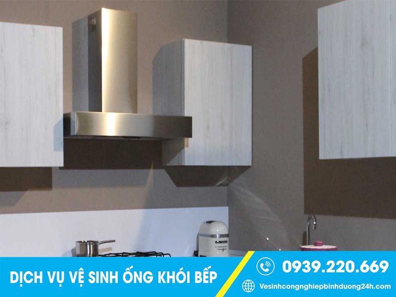 Dịch vụ vệ sinh ống khói bếp nhà hàng, quán ăn giá rẻ tại Tân Bình