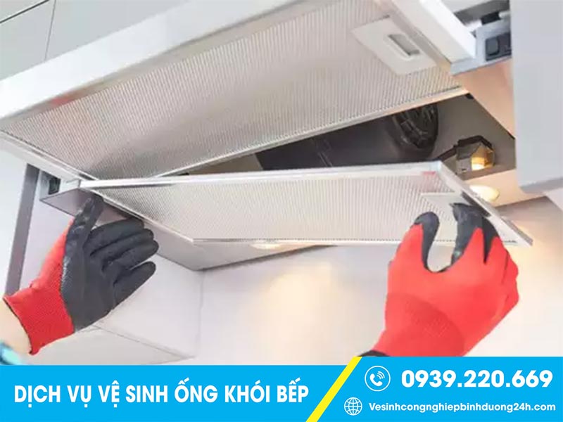 Vệ sinh ống khói bếp định kỳ 2, 3 tháng/ lần là tốt nhất