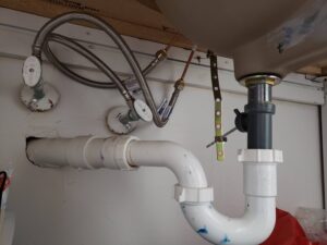 vệ sinh đường ống nước sinh hoạt ở Bình Dương