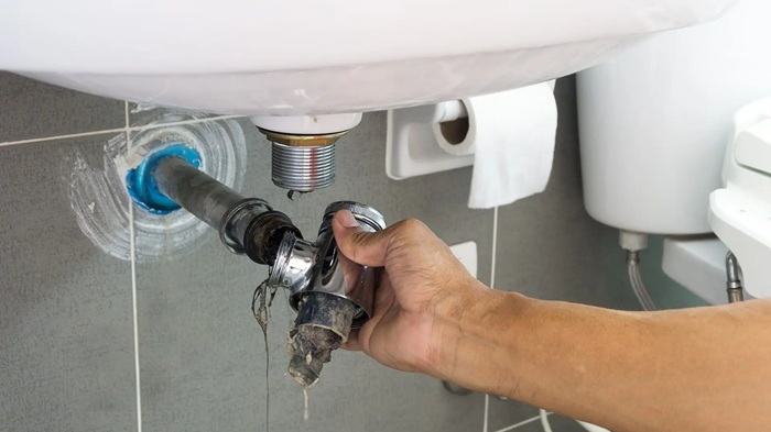 vệ sinh đường ống nước sinh hoạt ở Bình Dương