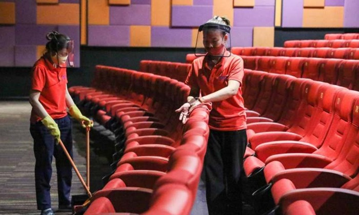 vệ sinh rạp chiếu phim ở Bình Dương