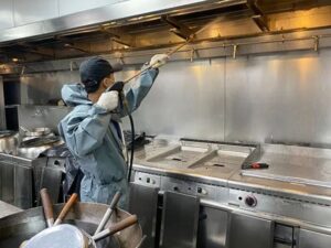 Quy trình vệ sinh bếp ăn công nghiệp